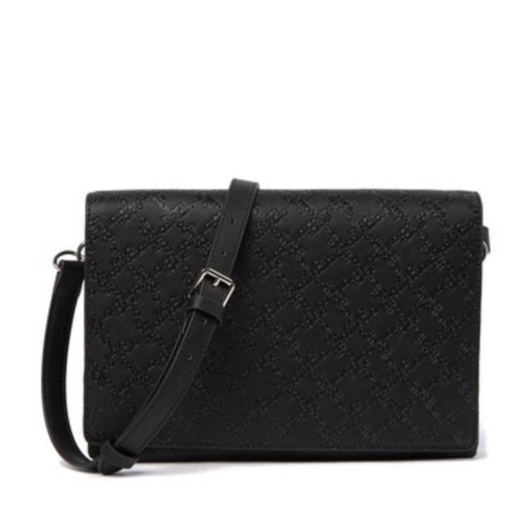 French Connection Handbags - FRENCH Connection
Marin Messenger Bag